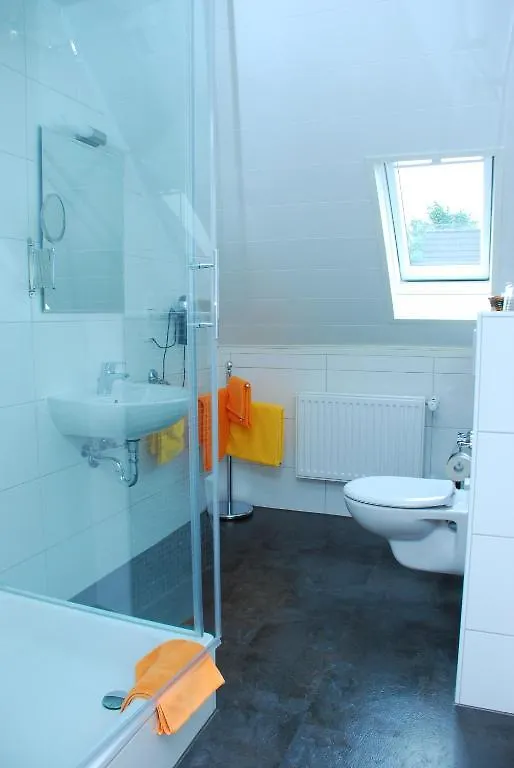 Hotel Alt-Rodenkirchen Köln 2*,